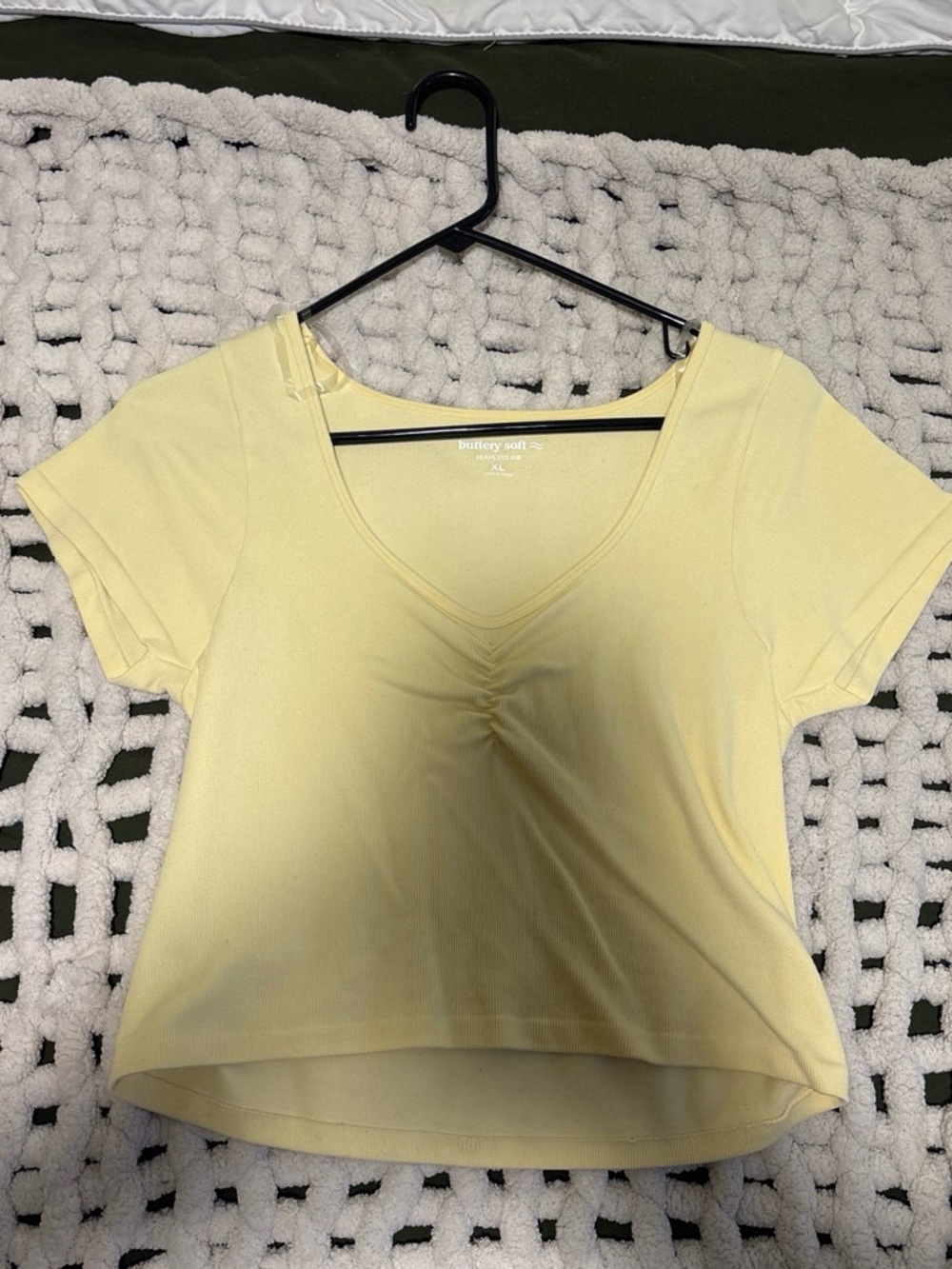 Aeropostale Pale Yellow Ruched V-Neck Short Sleeve Top